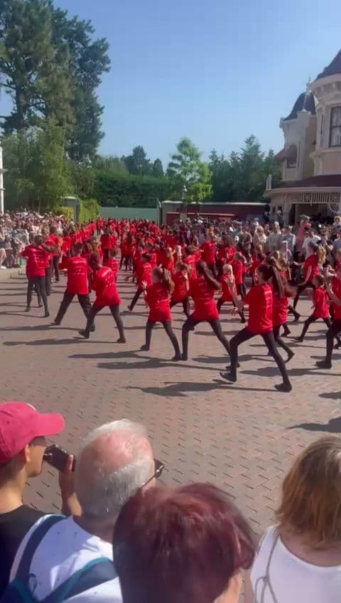 Stagecoach Performing Arts Leatherhead & Bookham 8