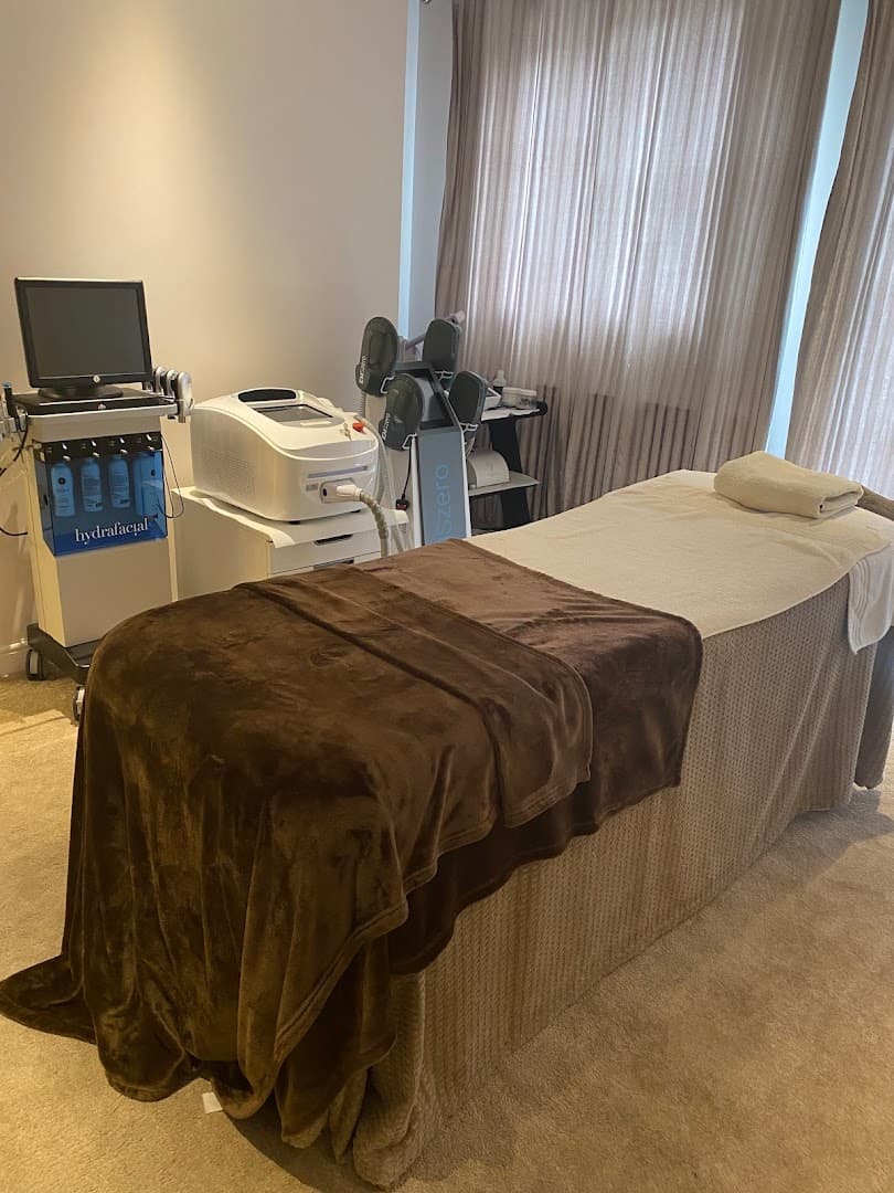 Bliss Beauty Boutique 9