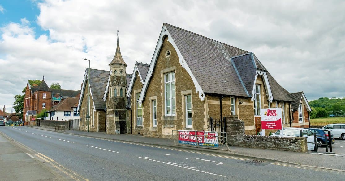 Busy Bees at Godalming Bridge Road 2