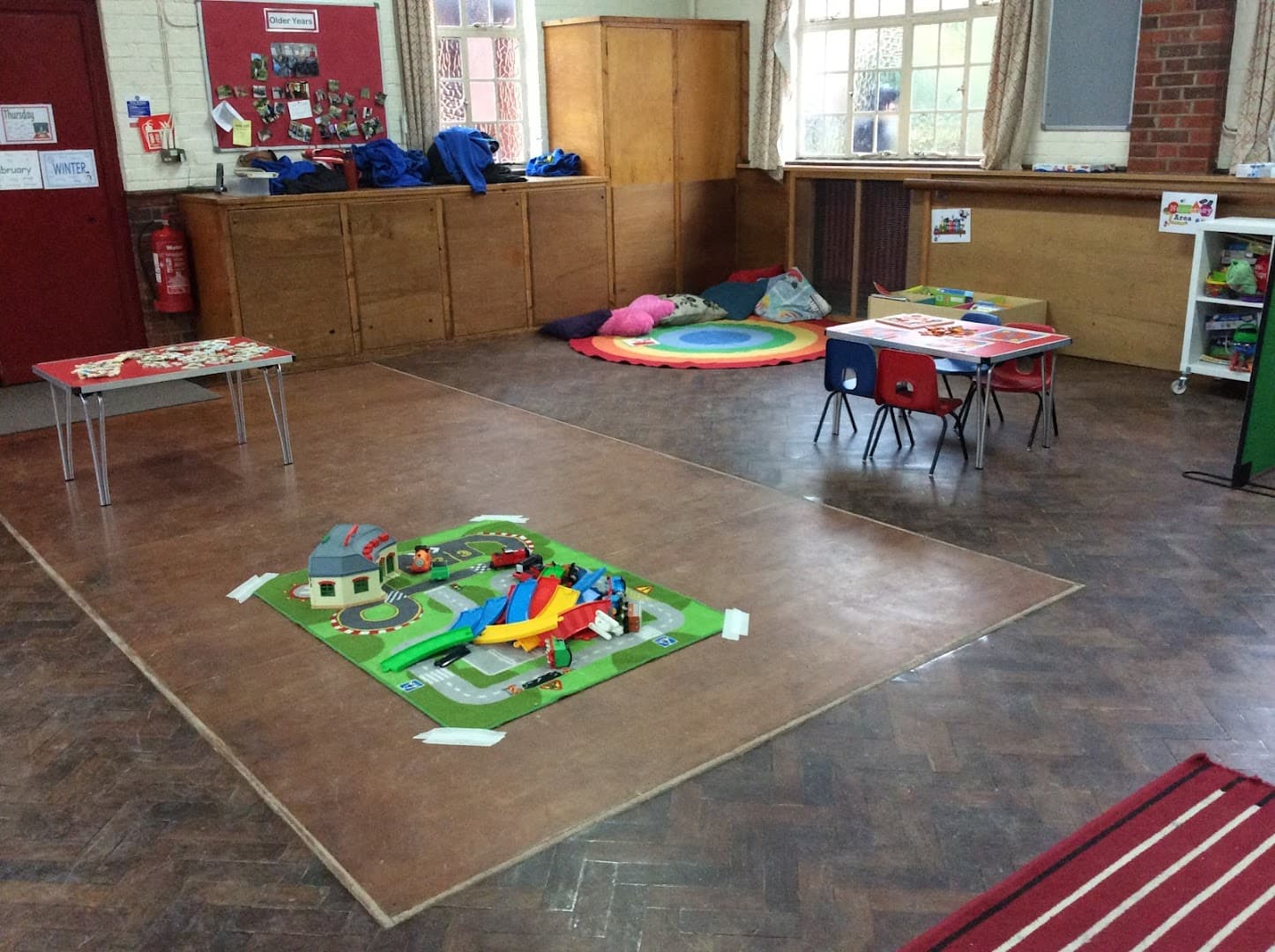 Holy Trinity Pre School - Knaphill 7