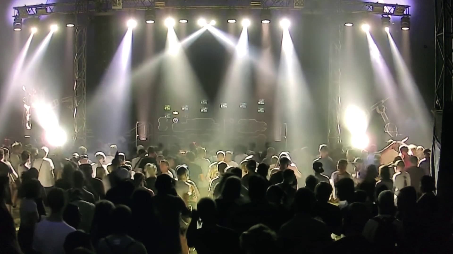 The Sound & Light Hire Company Surrey - London Lighting Hire And Speaker Hire 2