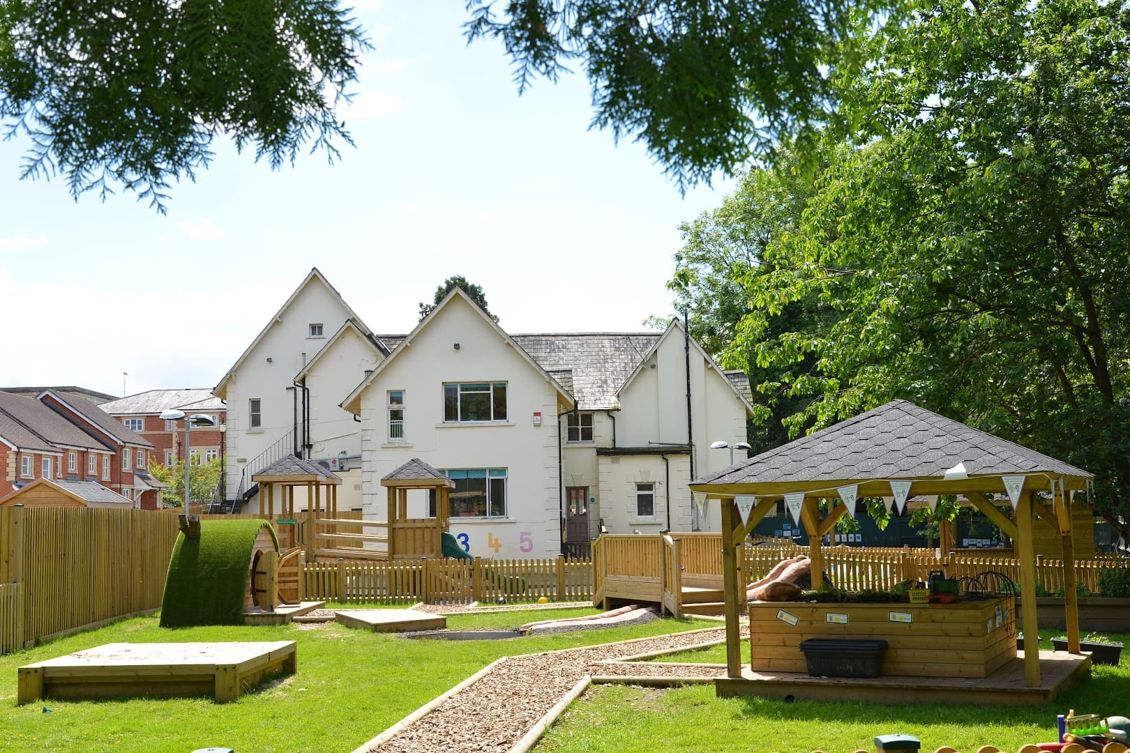 Bright Horizons Royal Earlswood Day Nursery and Preschool 9