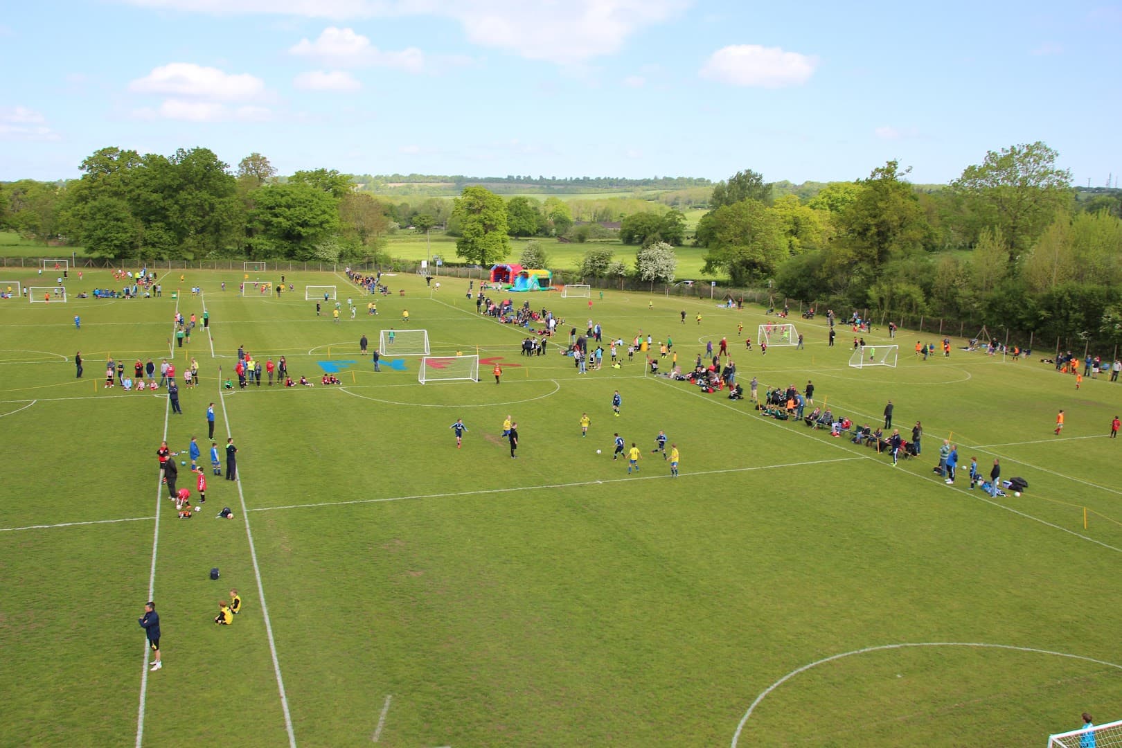 Farncombe Youth Football Club