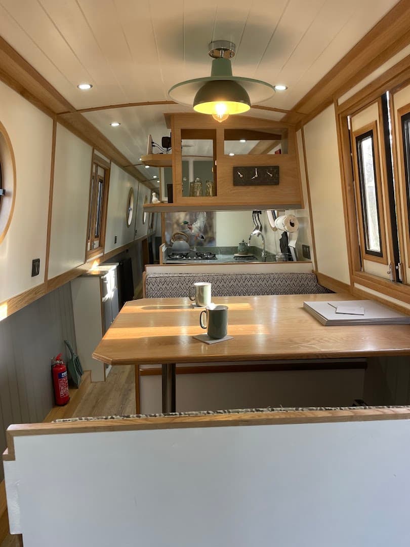 On The Wey Narrowboat Hire