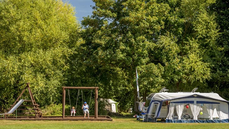 Walton on Thames Camping and Caravanning Club Site 4