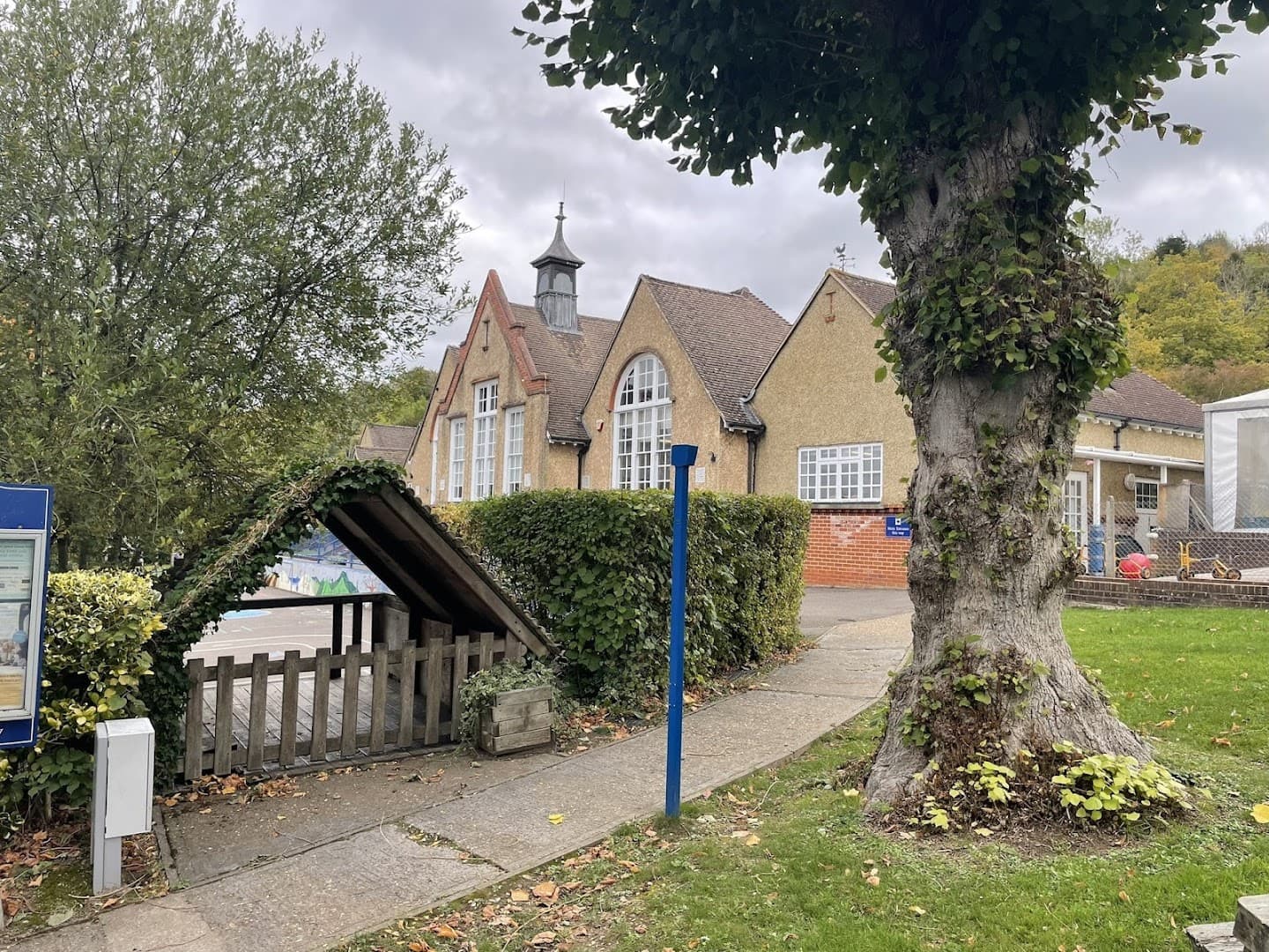 St Michael's C Of E Infant School