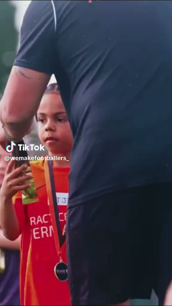 We Make Footballers: Redhill Academy 6