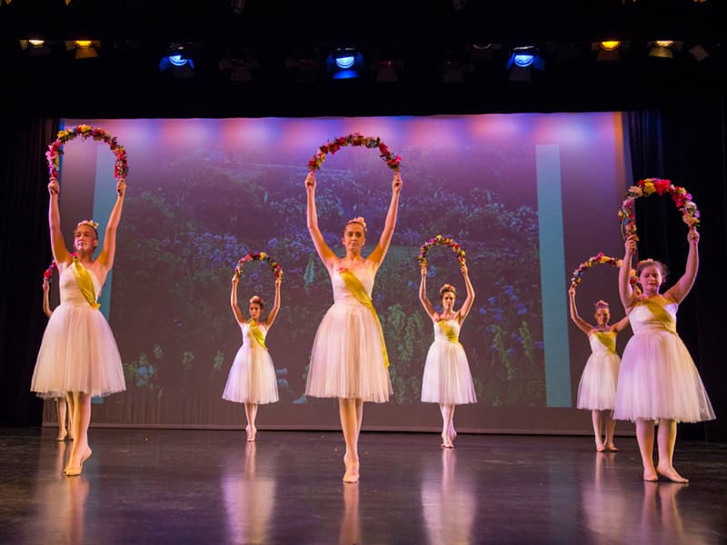 Ashtead Ballet School 5