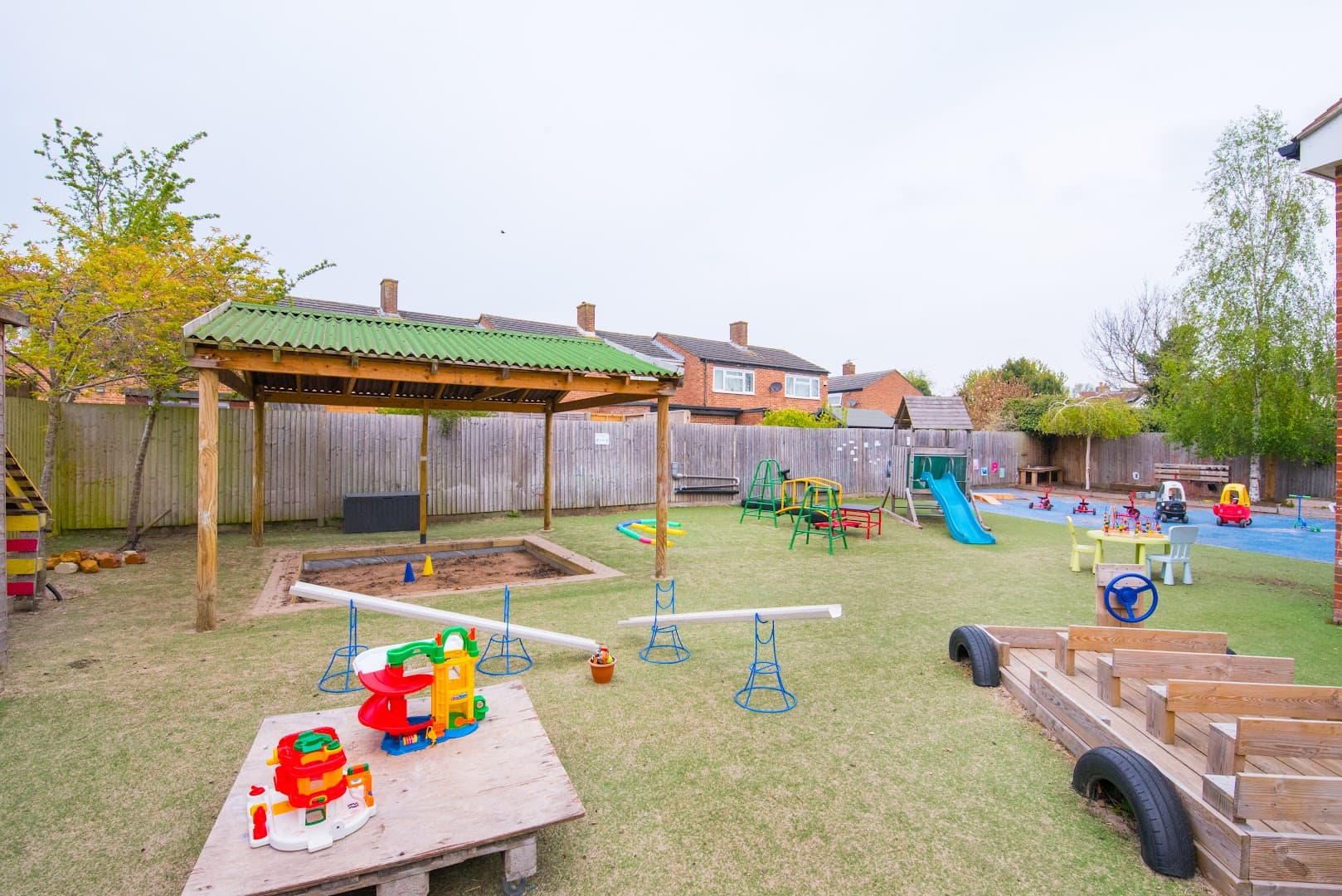 Little Garden The Old Windsor Day Nursery & Pre-School (Previously Poppies Old Windsor) 2