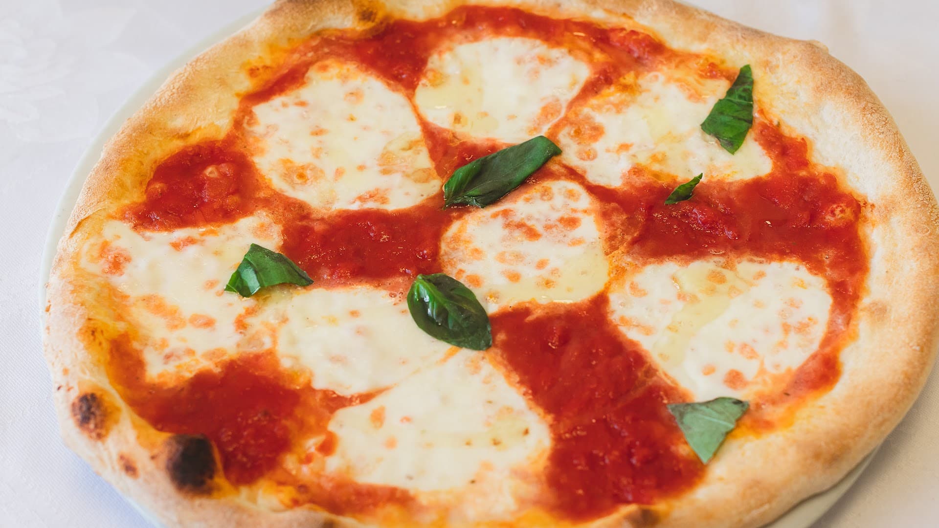 Squisito Italian Takeaway Kitchen 2