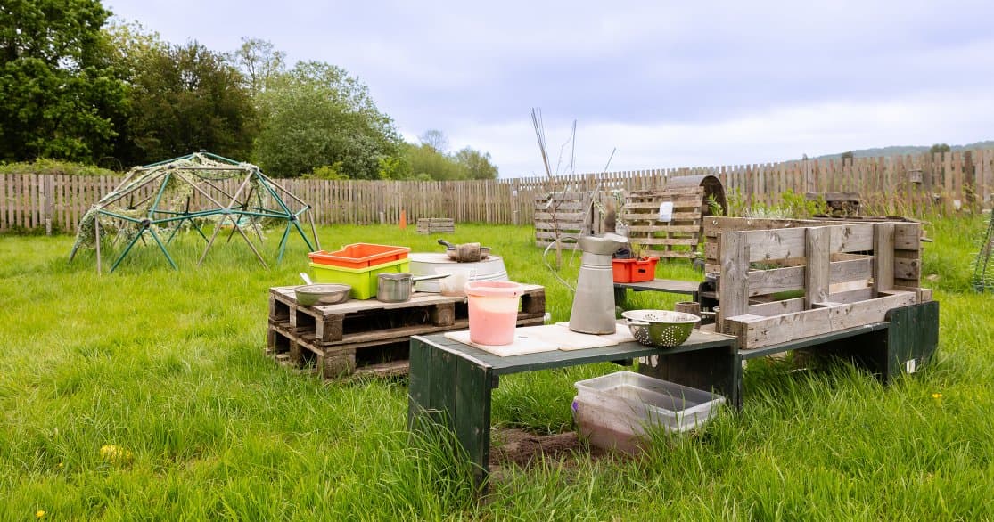 Busy Bees at Godalming Bridge Road 4