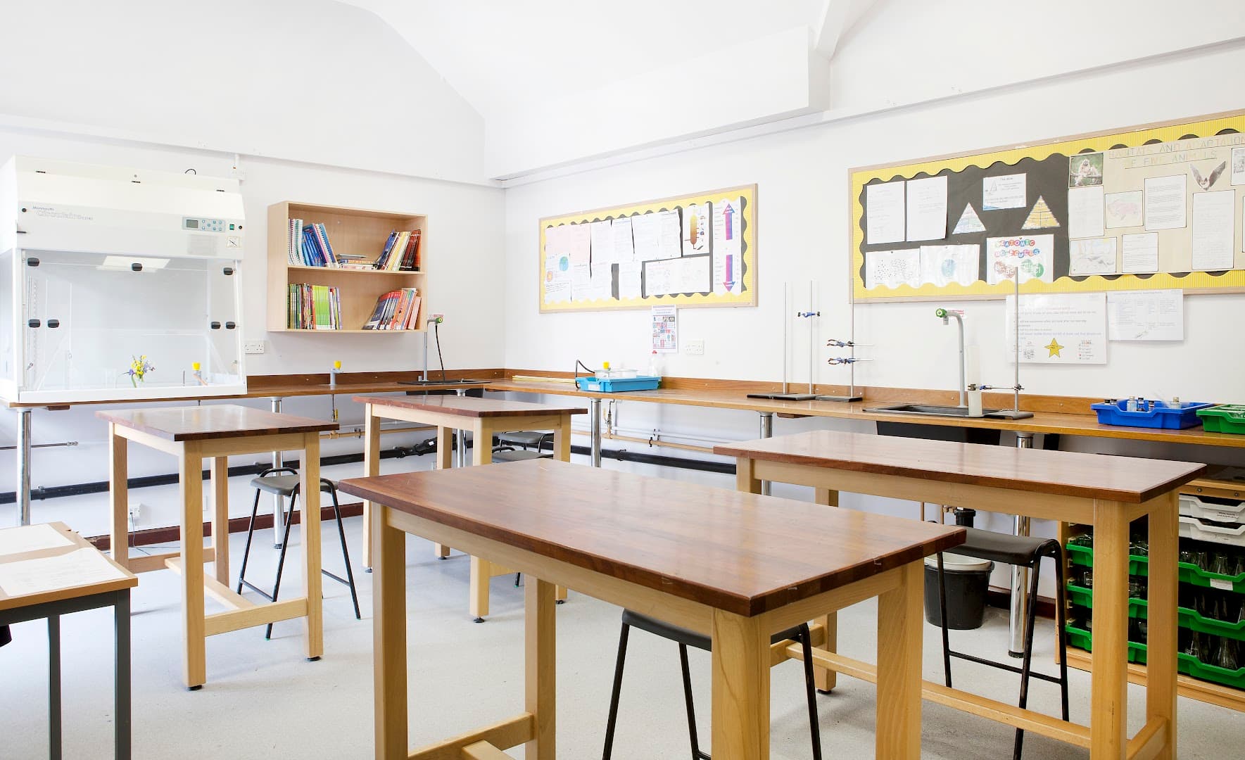 Unsted Park School and Sixth Form 3