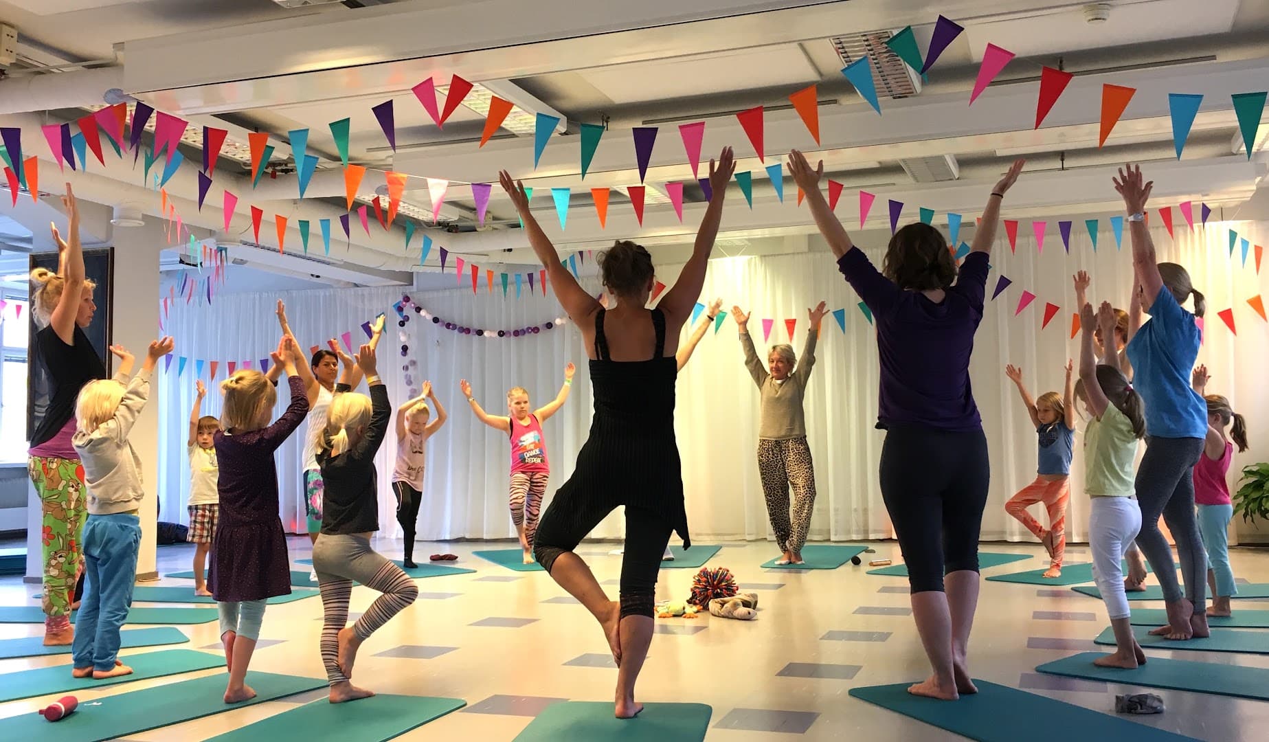 YogaBeez Children's Yoga