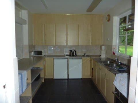 Leigh Village Hall (Abbots Pass Hall) 3