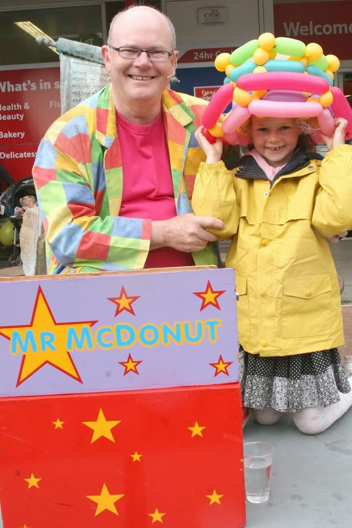 Amazing Mr McDonut the Magician 2