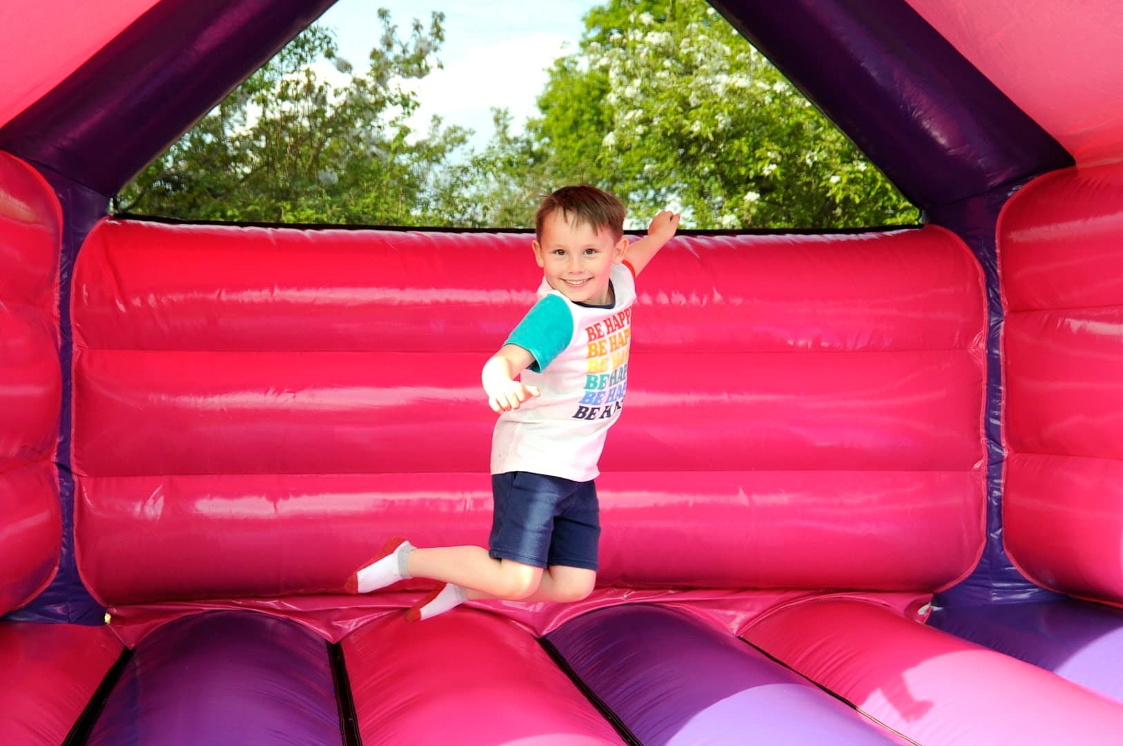 Bouncy Boss - Bouncy Castle and Soft Play Hire