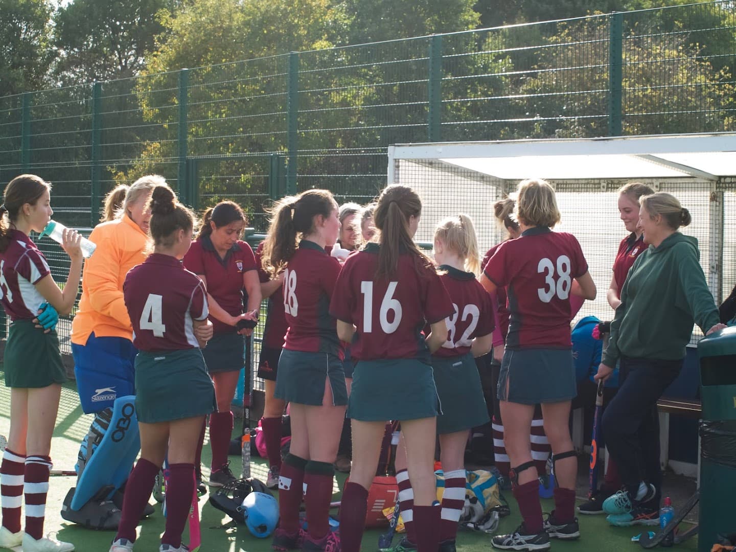 Chertsey Thames Valley Hockey Club 6