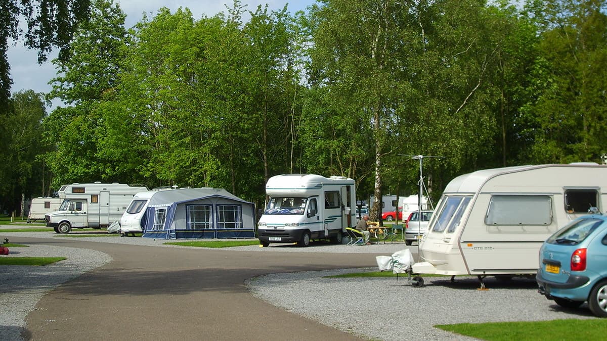 Alderstead Heath Caravan and Motorhome Club Campsite 2