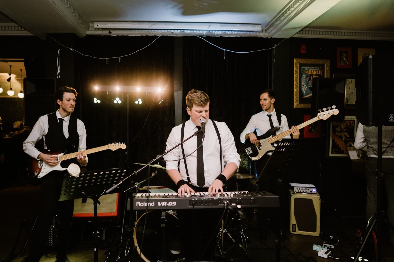 The Cheers Wedding & Party Band Surrey 3