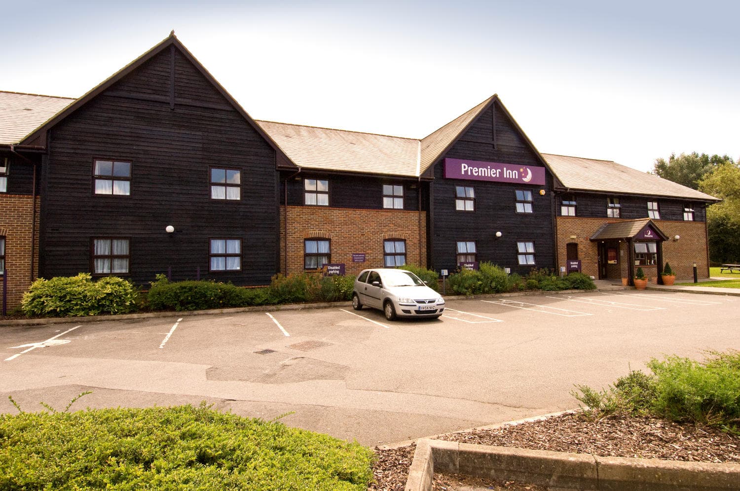 Premier Inn Farnborough West (Southwood) hotel