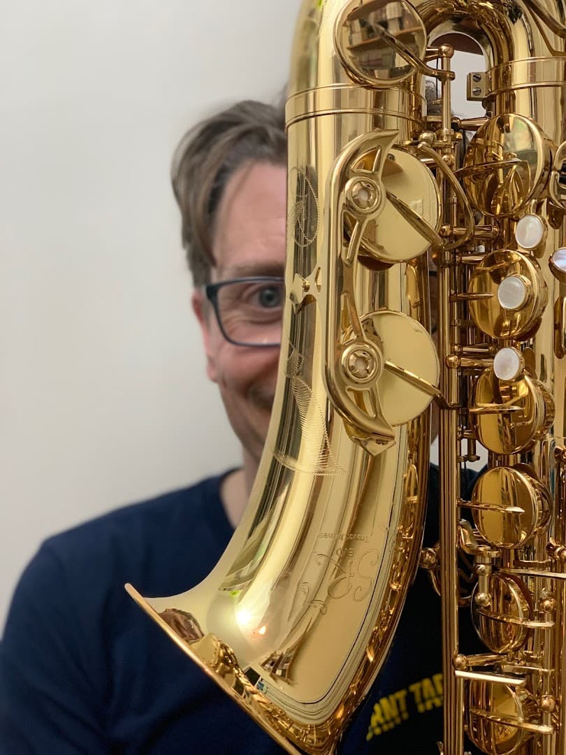 Rob Piper Guitar + Saxophone Teacher - Private Music Tuition 2