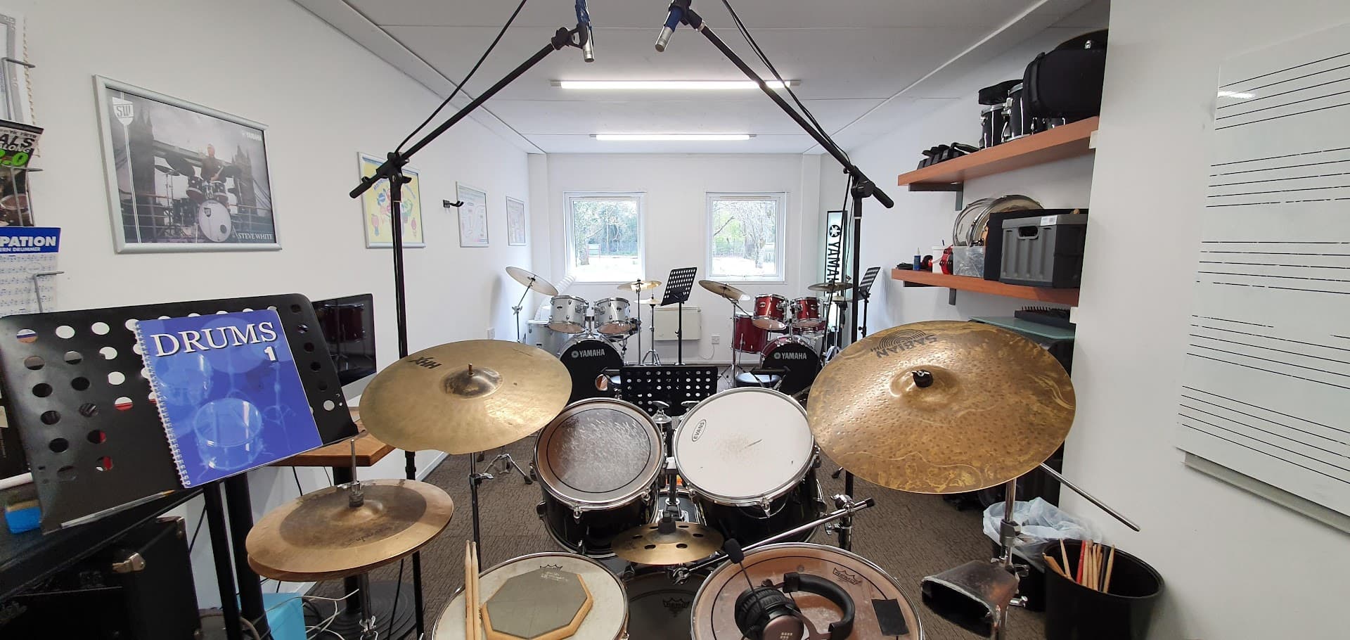 The Music Works - Drums, Piano, Guitar, Keyboard, Ukulele & Singing Lessons 4