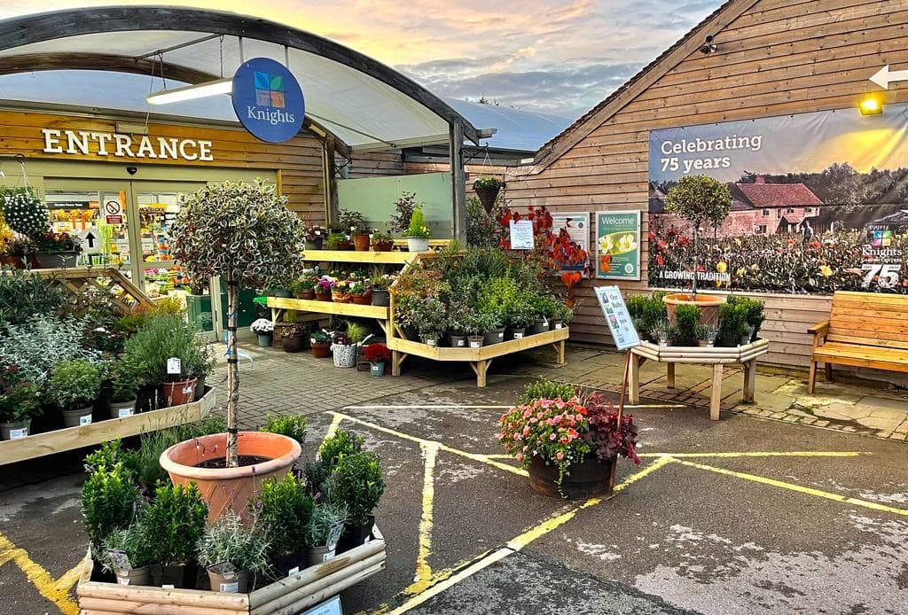 Knights Garden Centre - Betchworth Plant Centre