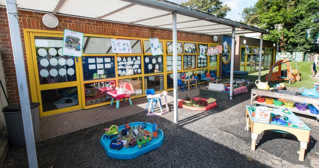 Busy Bees at Cheam Nonsuch 2