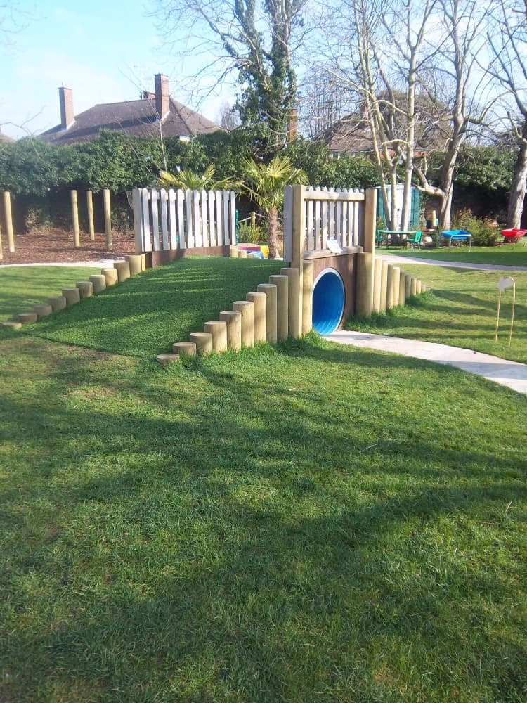 Busy Bees in Thames Ditton 5