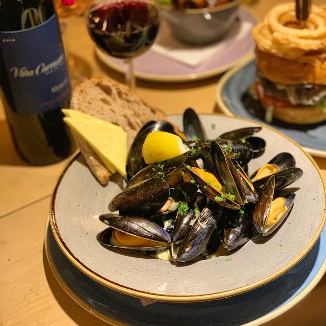 The Queen's Head, Nutfield 2