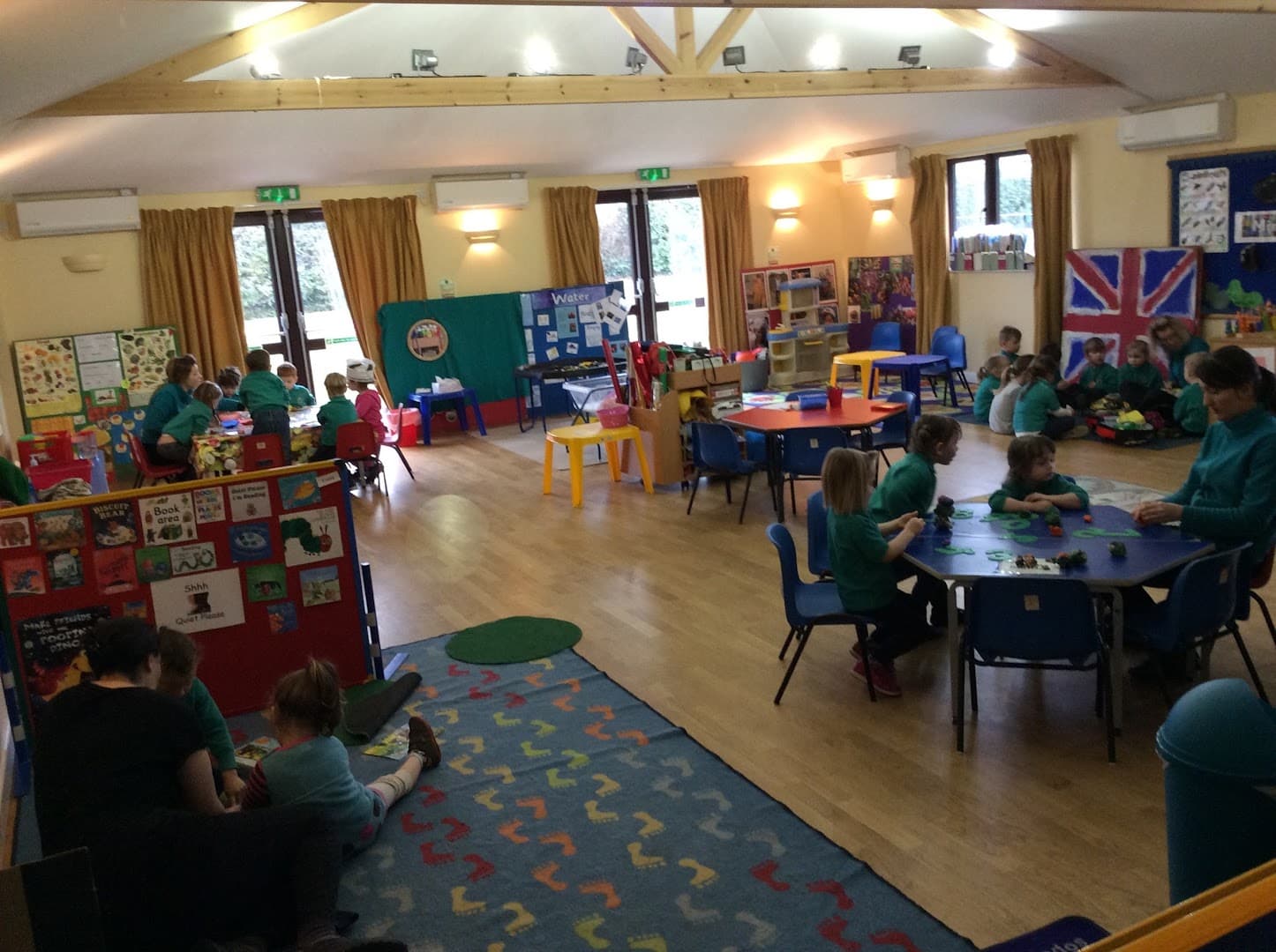 Little Angels Preschool Nursery Cobham Surrey - Outstanding! 3