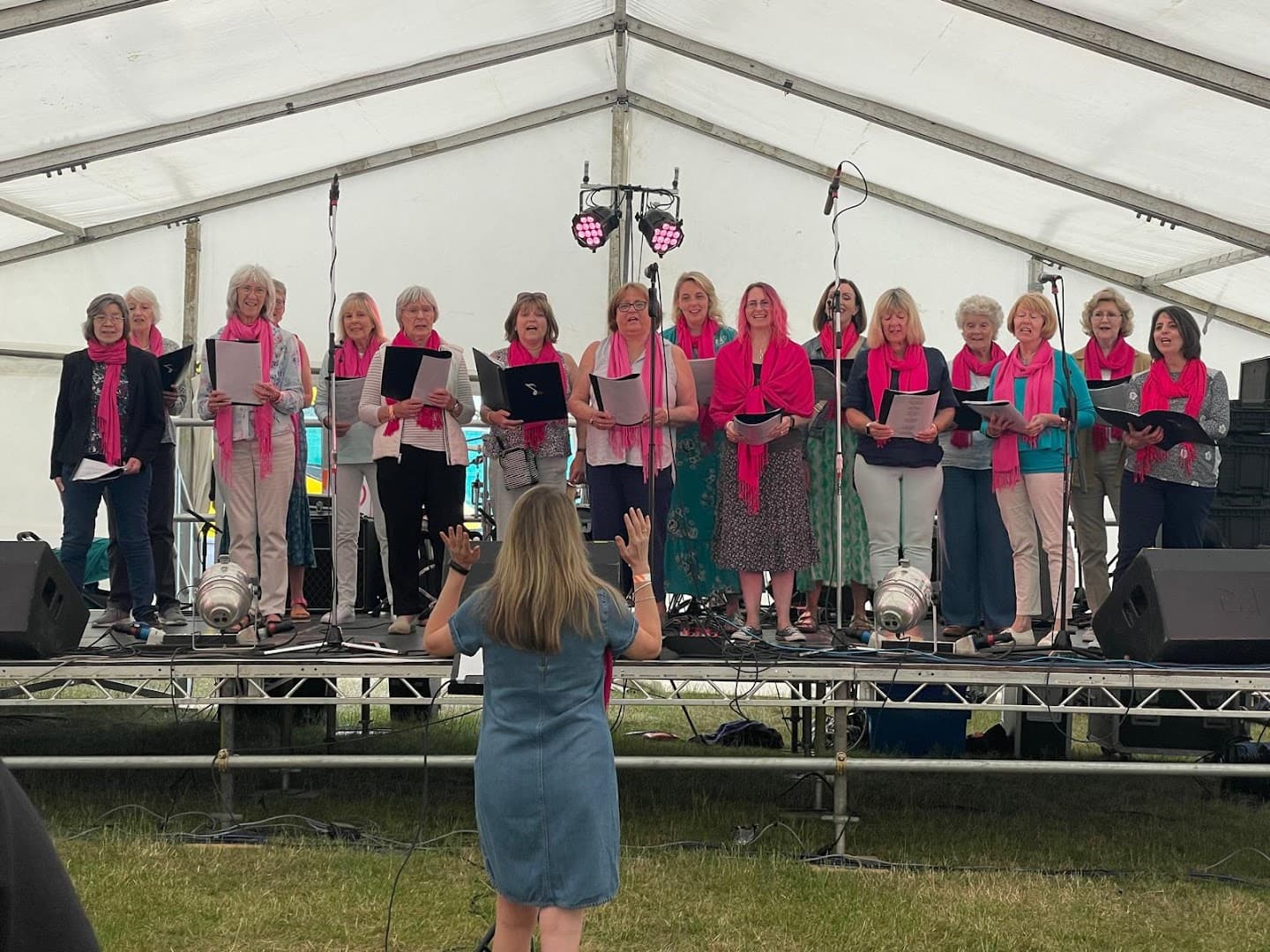 Full Circle Vocal Group 7