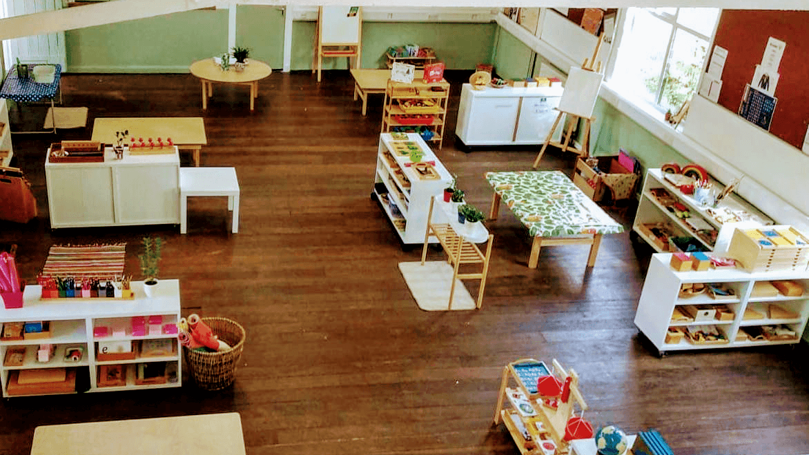 Hummingbirds Montessori School