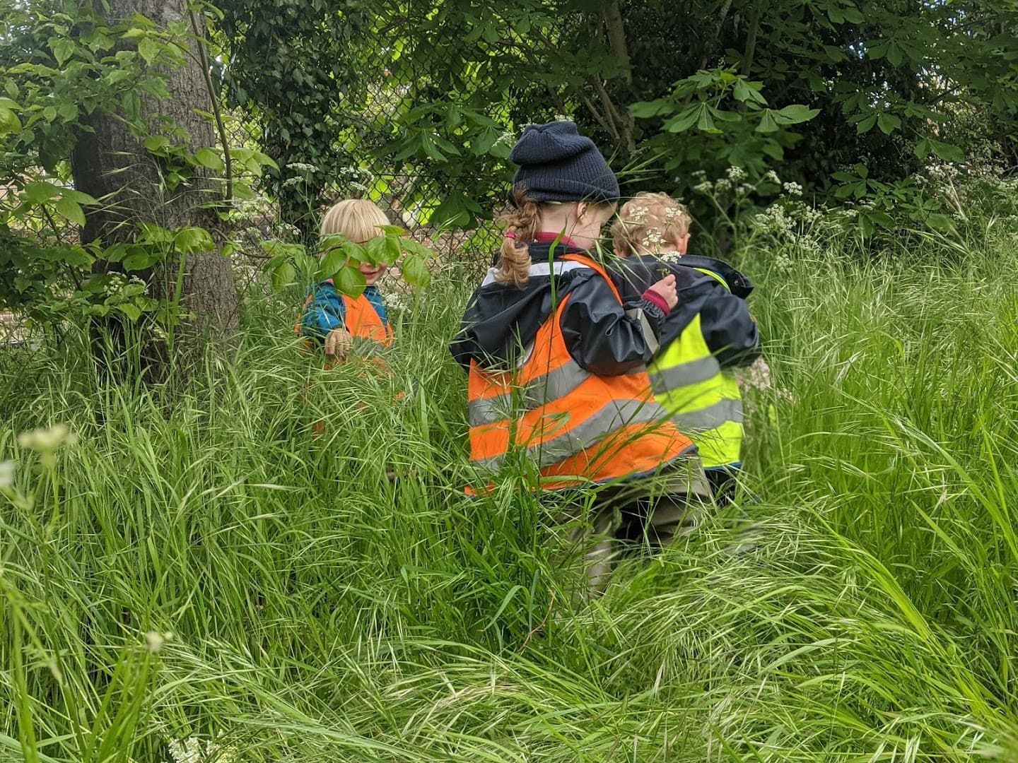 Outdoor Owls Cobham Nursery - Forest School Nursery & Holiday Camps 2