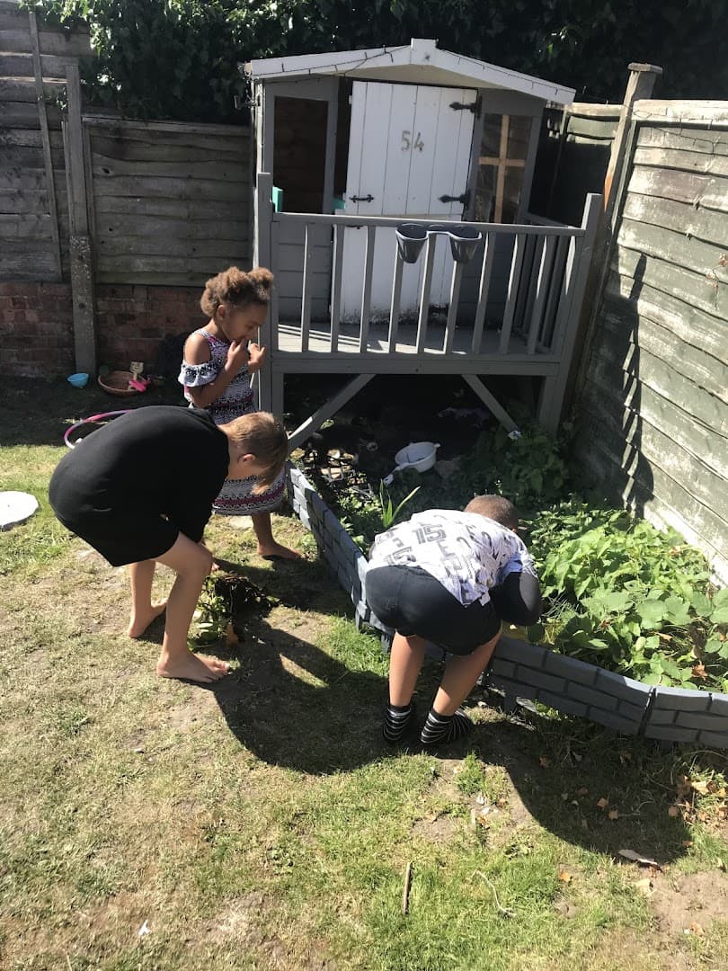 Lyssa's Childminding 8