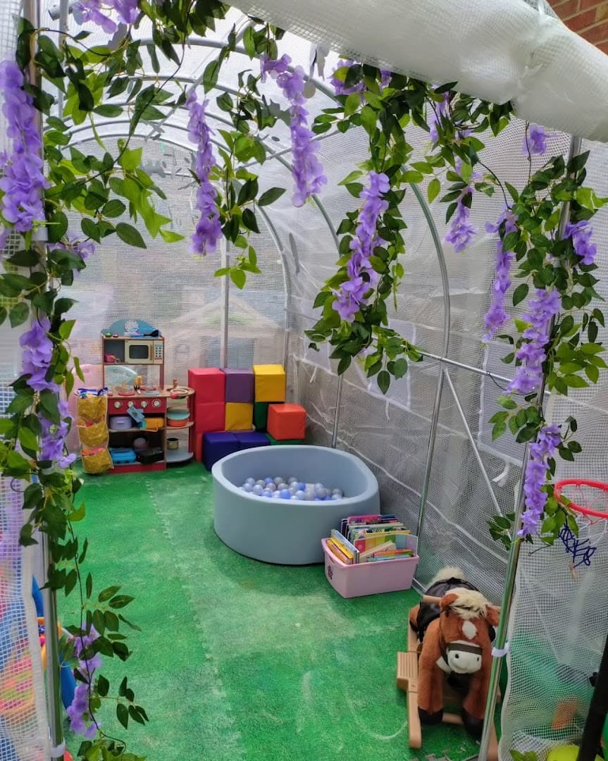 Little Learners Lounge Tiney Homes 3