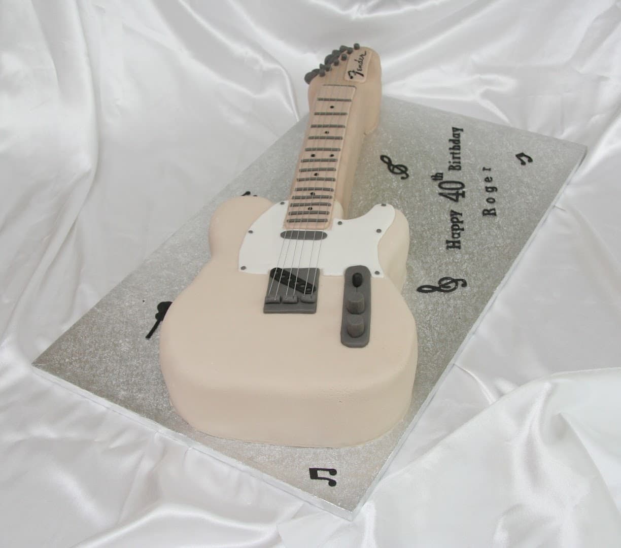 Fox in a Box Cakes & Catering 7