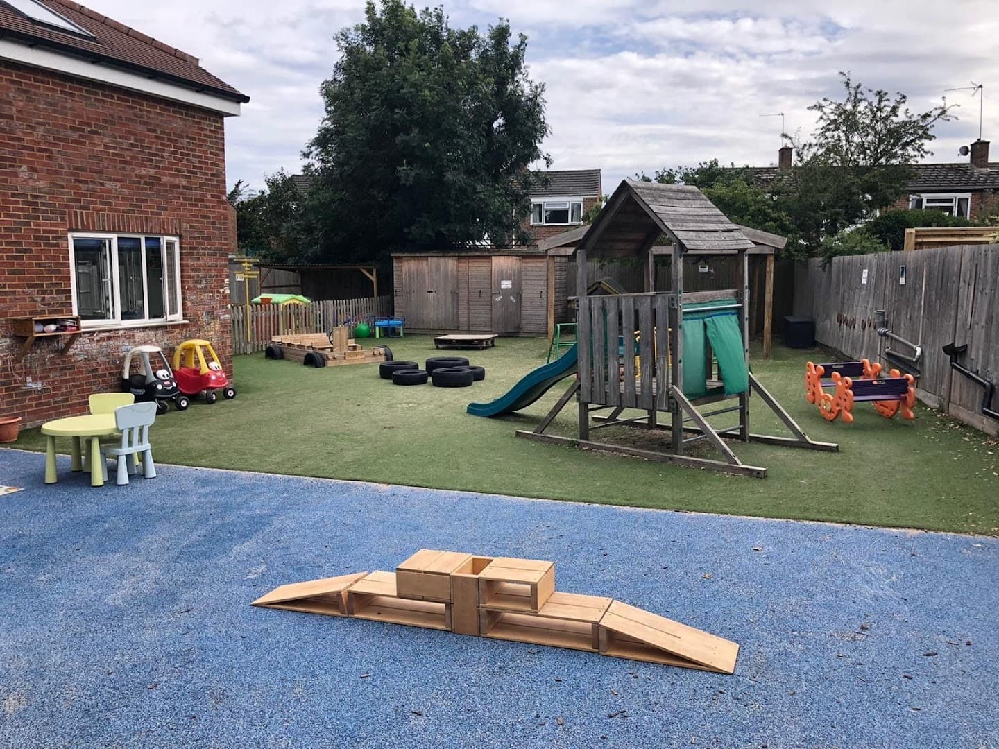 Little Garden The Old Windsor Day Nursery & Pre-School (Previously Poppies Old Windsor) 5