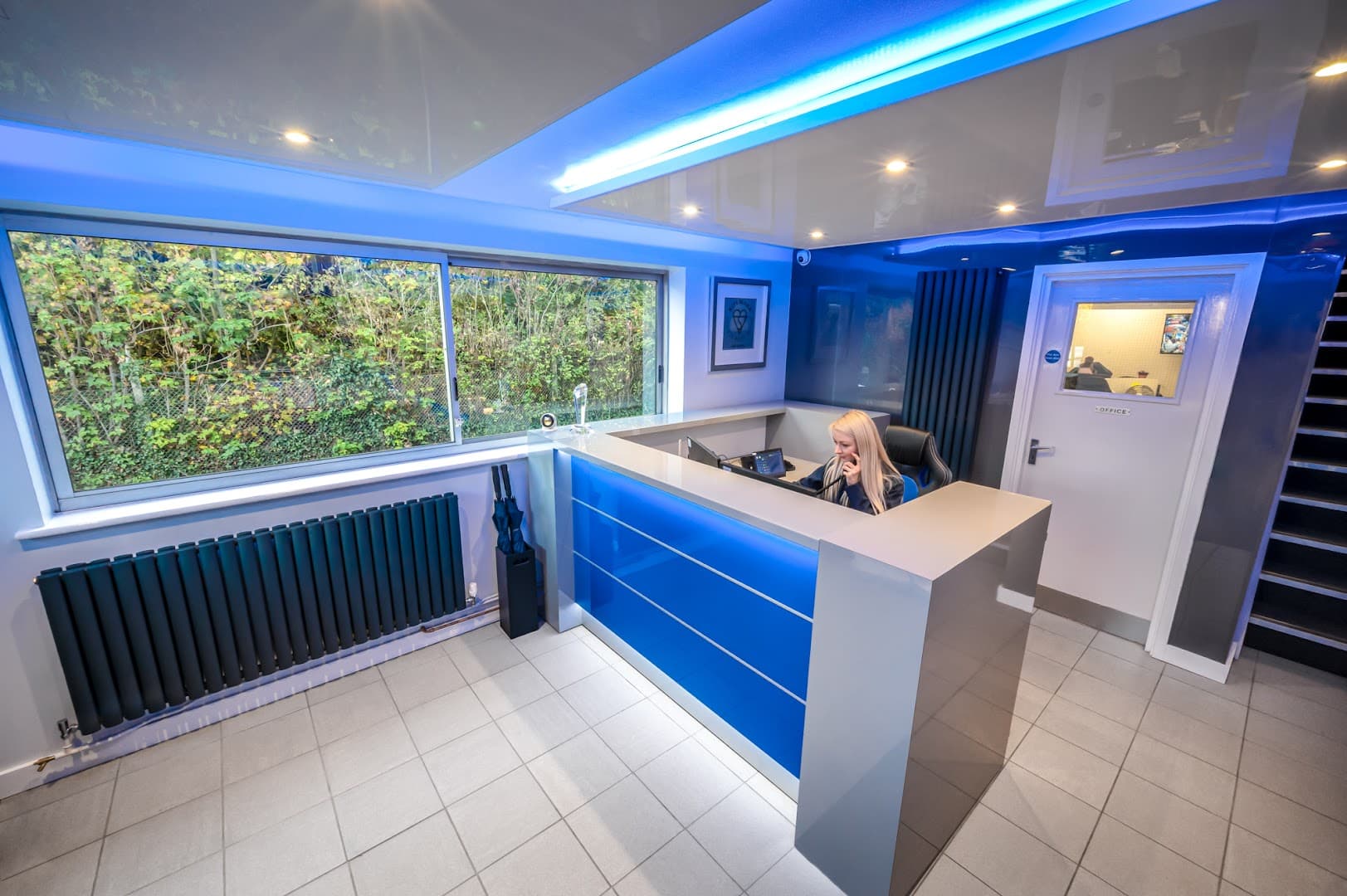 Finesse Accident Repair Centre - Dorking 4