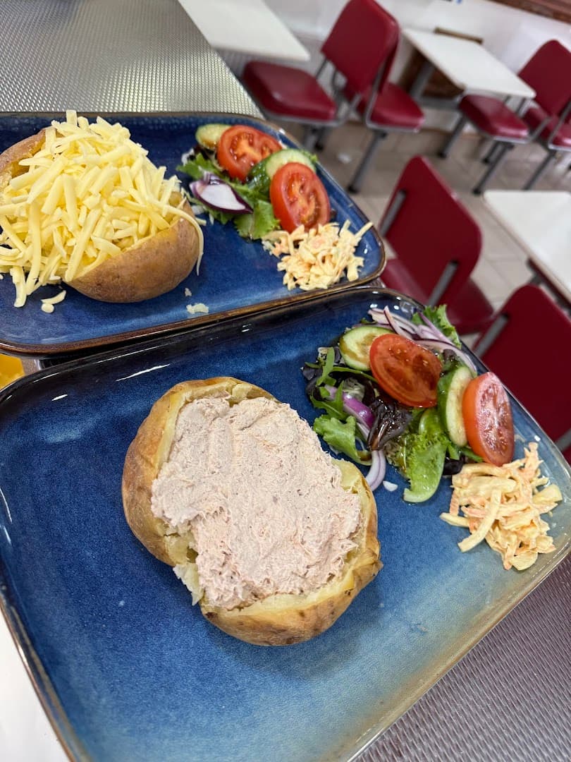 Redhill Pop Inn Cafe 4