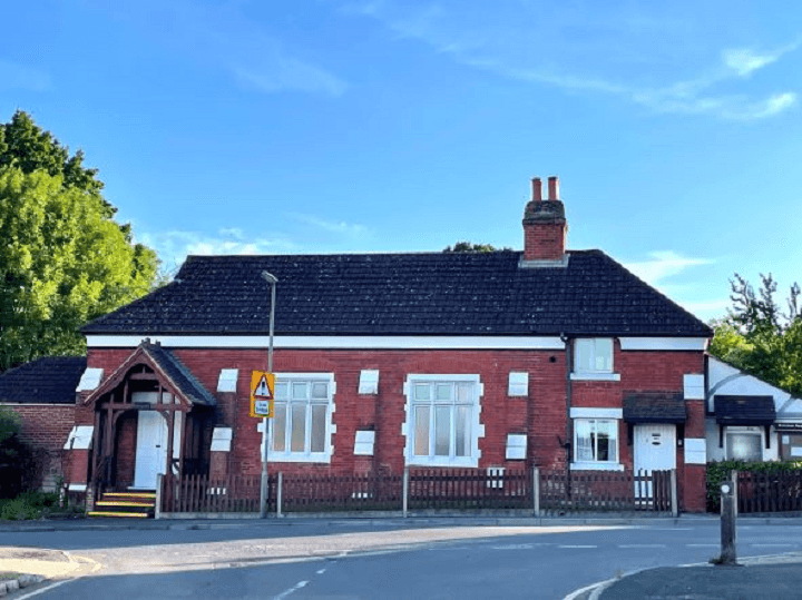 Thrive Yoga - yoga classes with Deborah Stanley 2