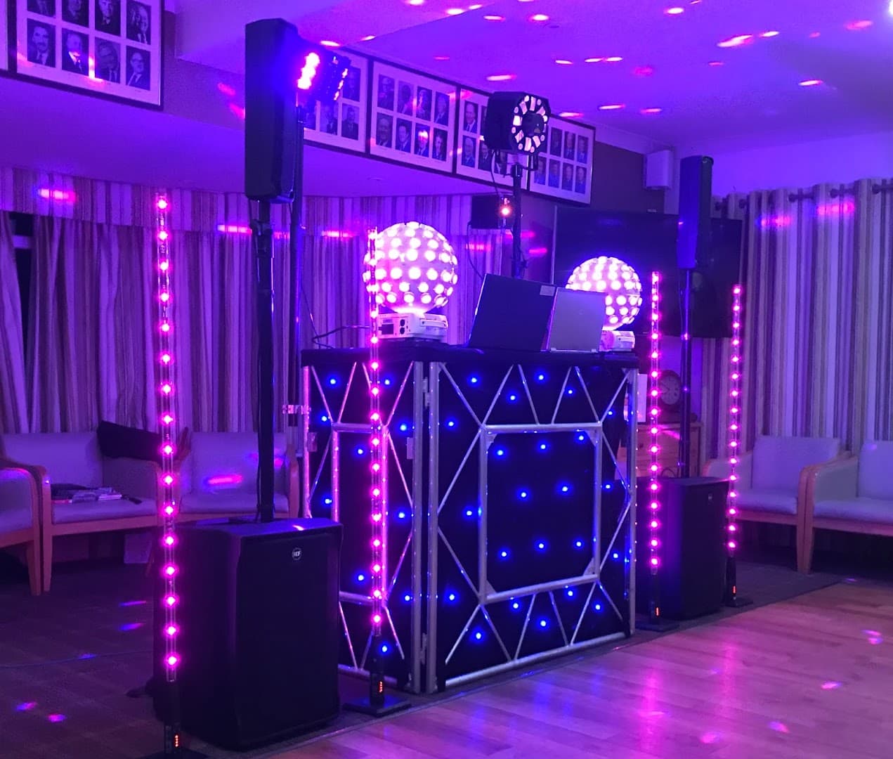 Steve's Discos Mobile DJ