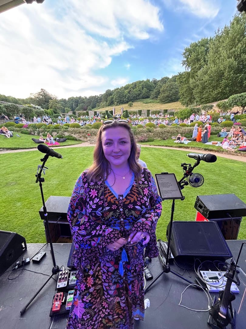 Folk Junkies - Wedding & Party Band Surrey 5