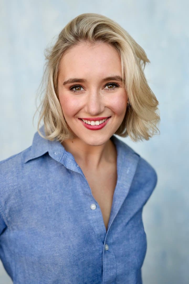 Annie Lewis actor, drama teacher, podcaster, creative collaborator