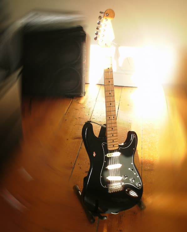 Paul Rickard Guitar & Bass Tutor & Recording Studio 3