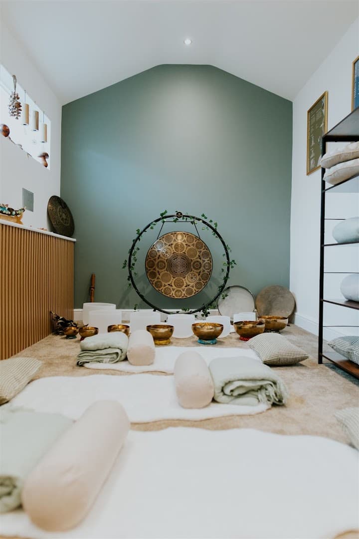 Intuitive Healing Space 5