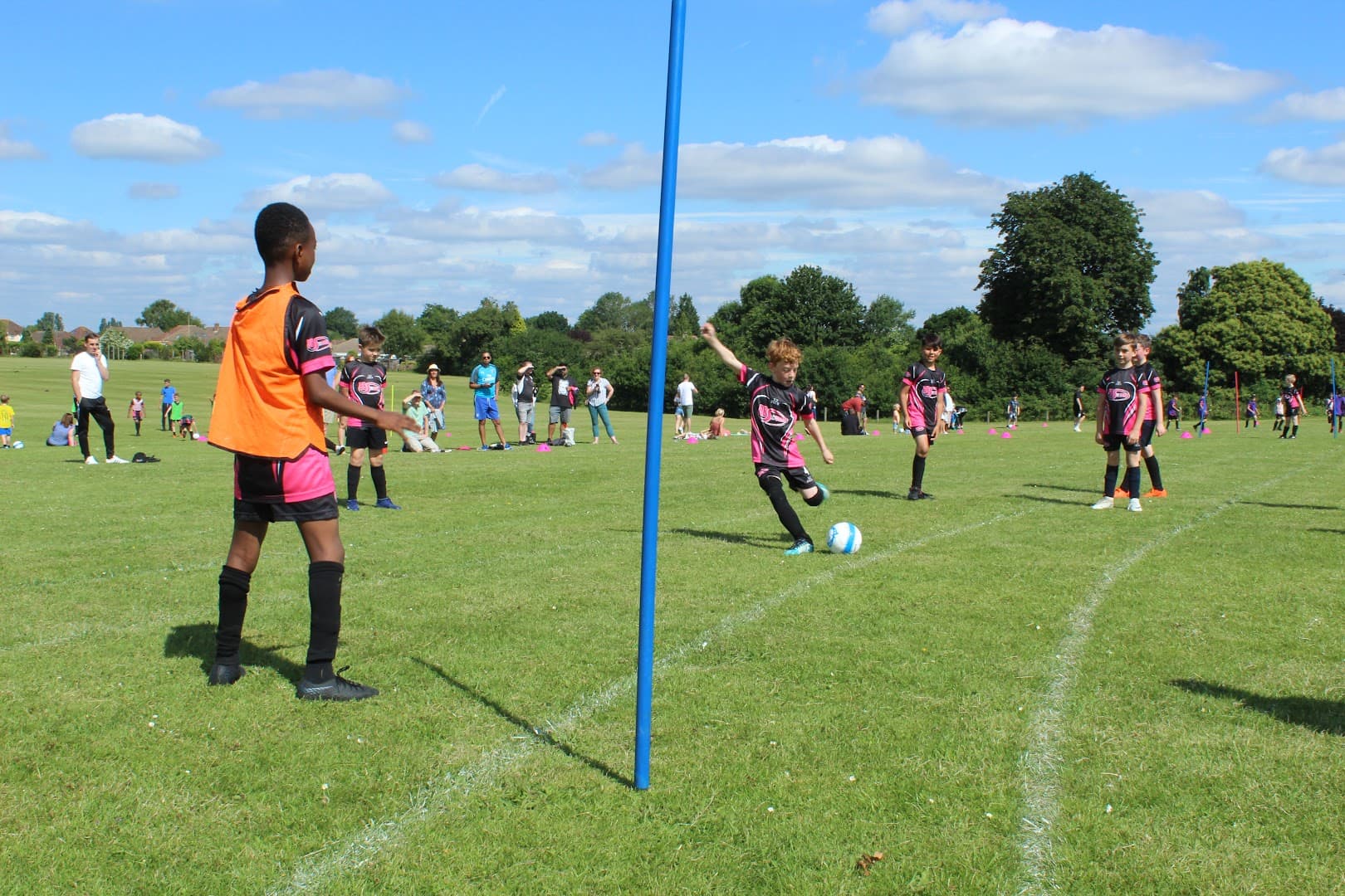 BB Soccer - Caterham