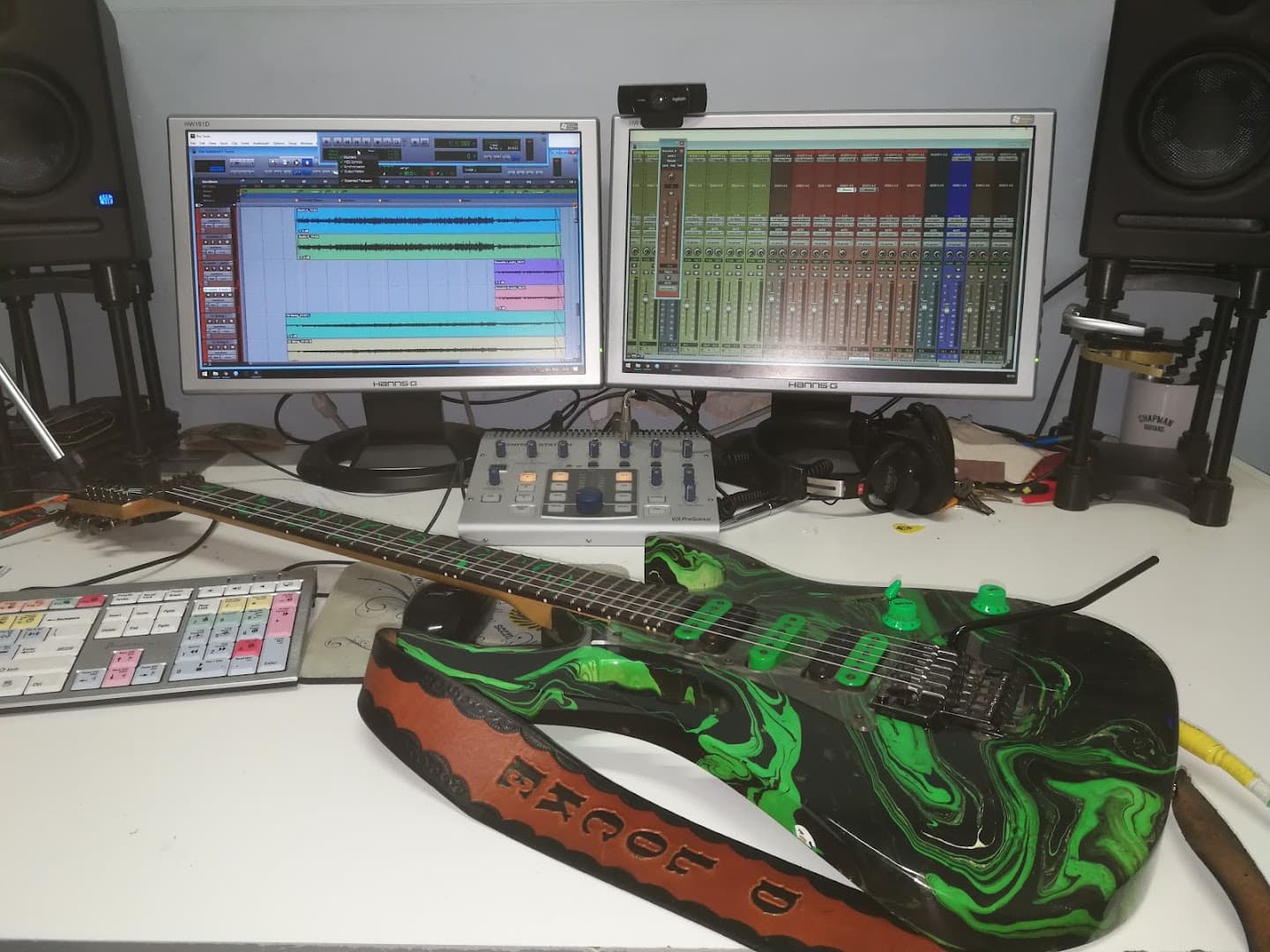 David Locke's Guitar Tuition - Guildford, Surrey