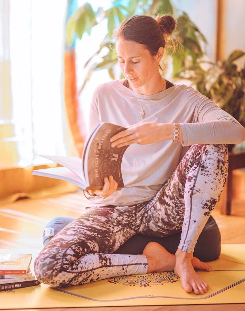 Beth Peak - Surrey Yoga 8