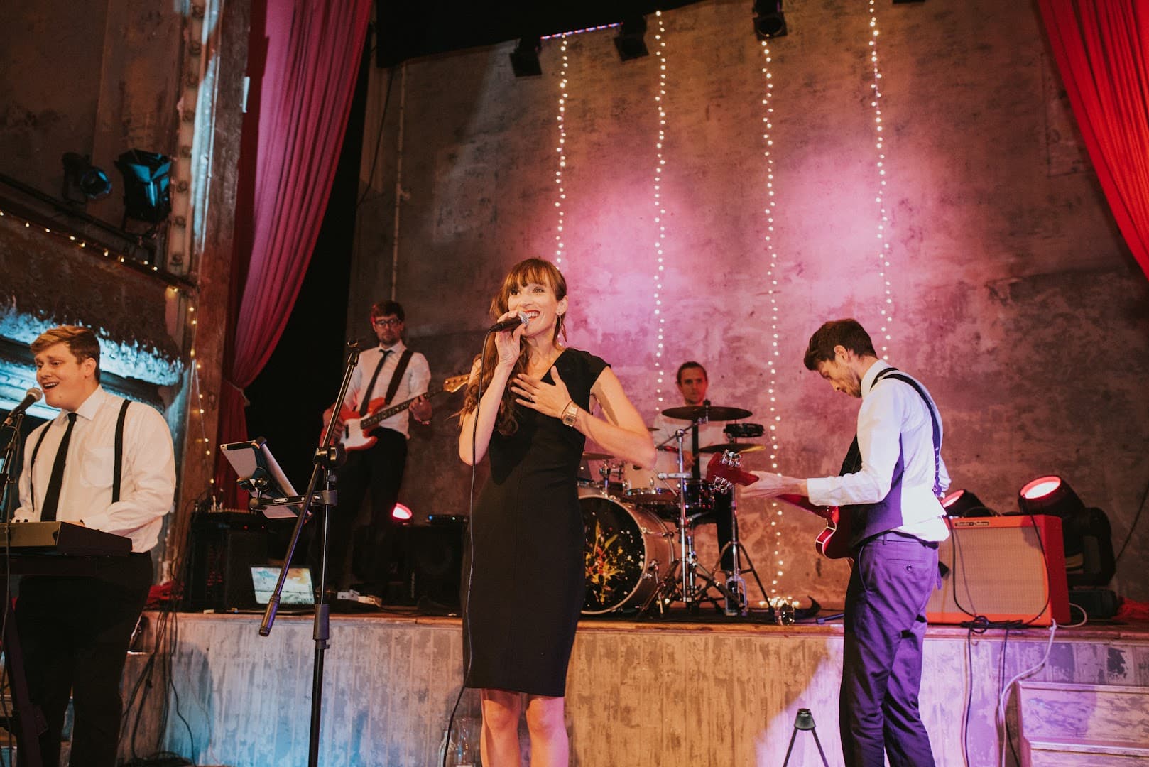 The Cheers Wedding & Party Band Surrey 4